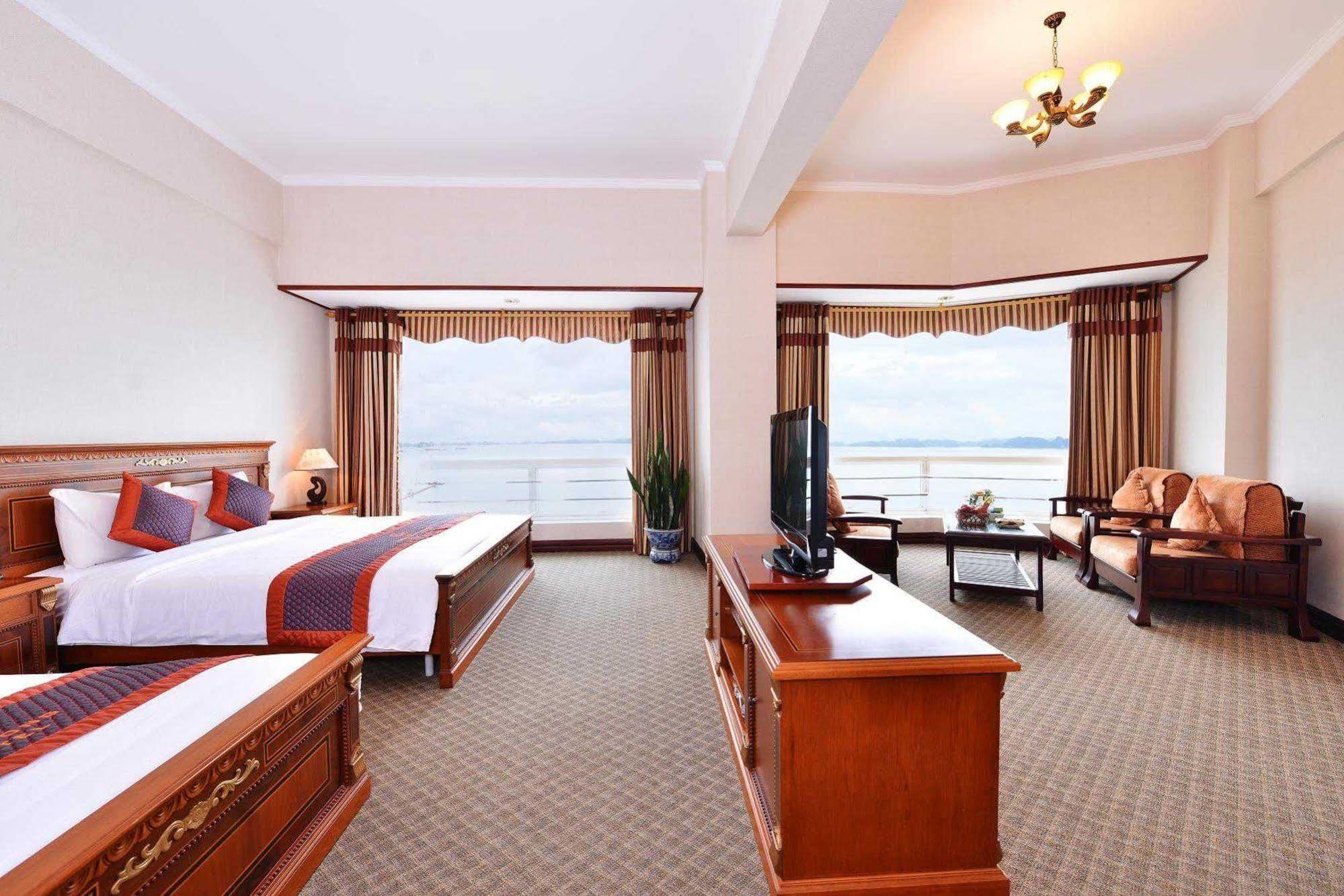 Grand Ha Long Hotel Экстерьер фото